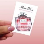 O Self Sampling da Adhespack foi escolhido pela Dior para a campanha internacional de lançamento do novo perfume, Miss Dior - Absolutely Blooming.