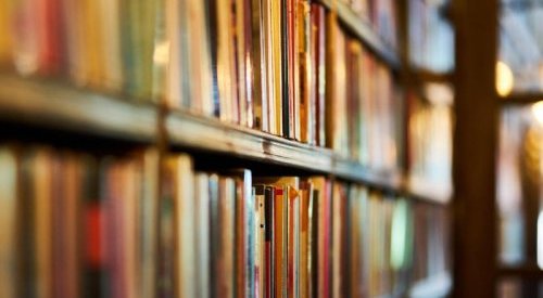 Paralela Escola Olfativa revela a biblioteca olfativa ideal