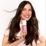 Rose Ritual é representada por Isabela Mac, influenciadora e autora da newsletter Fitz&Fries (Foto: GE Beauty)