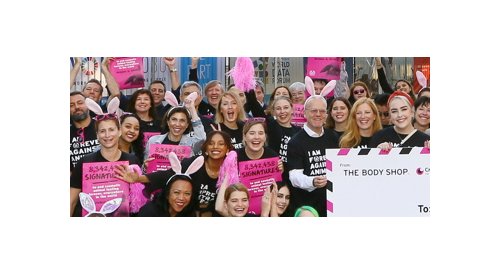 Testes em animais: The Body Shop e ativistas de bem-estar animal levaram petição às Nações Unidas