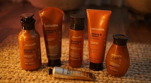 Abundante no Brasil, cafeína tem aplicação em diversas categorias de cosméticos