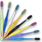 Linha de escovas Elmex