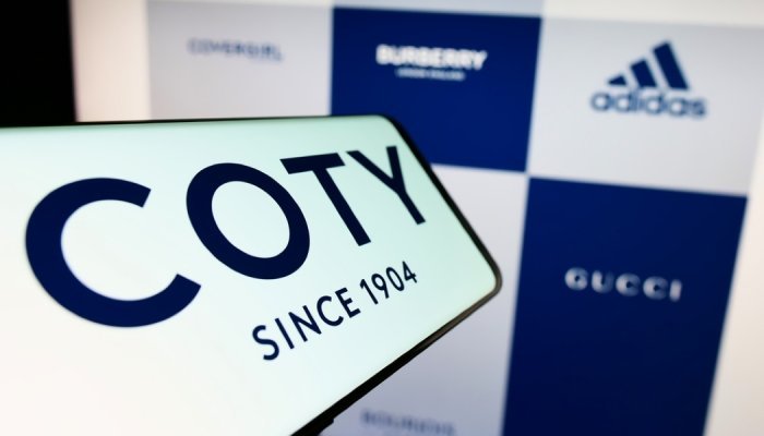 Coty mantém uma perspectiva positiva apesar da queda nas vendas