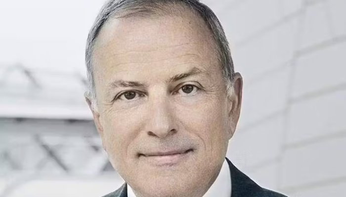 Michael Burke, conselheiro de Arnault, é o novo diretor da LVMH Americas
