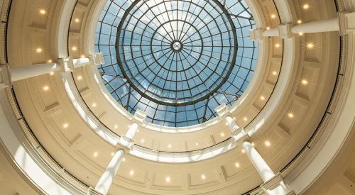 Pátio Higienópolis apresenta campanha para compras presenciais o "híbridas"