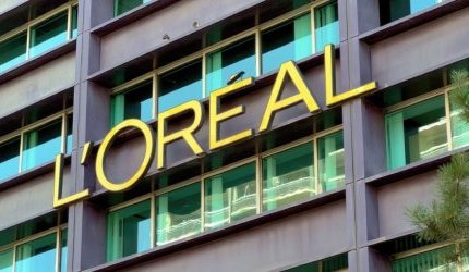 L'Oréal finaliza aquisição bilionária da divisão de beleza da Kering