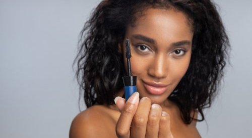 França proíbe o uso de PFAS em cosméticos a partir de 1º de janeiro de 2026