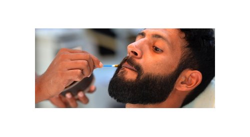 Pakistan: Male grooming booms as social media set new beauty standards