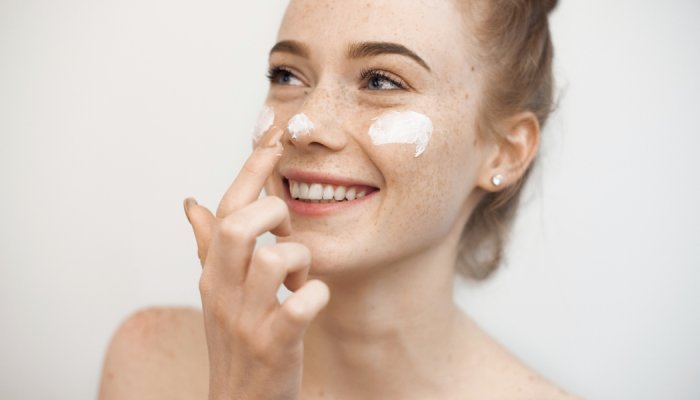 Exsymol oferece uma gama de ativos para o cuidado do contorno dos olhos