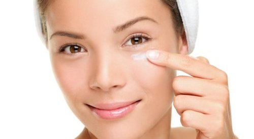 Cetaphil lança Creme Hidratante Facial Noturno