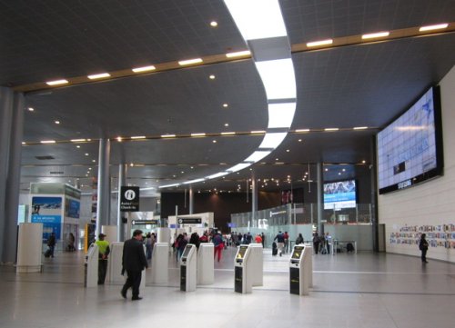 O Aeroporto Internacional El Dorado, em Bogotá, ocupa o terceiro lugar na...